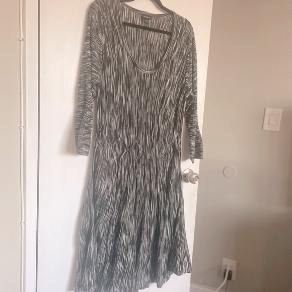 Torrid Scoop Neck Marble Flare Dress - Size 2X - Picture 6 of 16